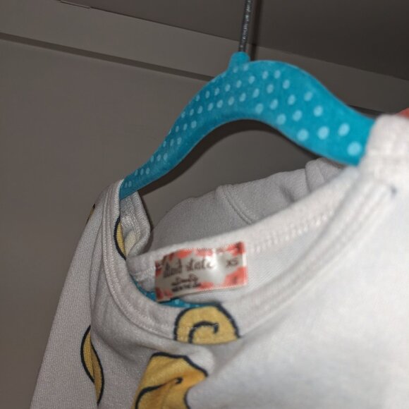 Altered state smiley-face crop top,the string on the background is a sweatshirt - Picture 4 of 4